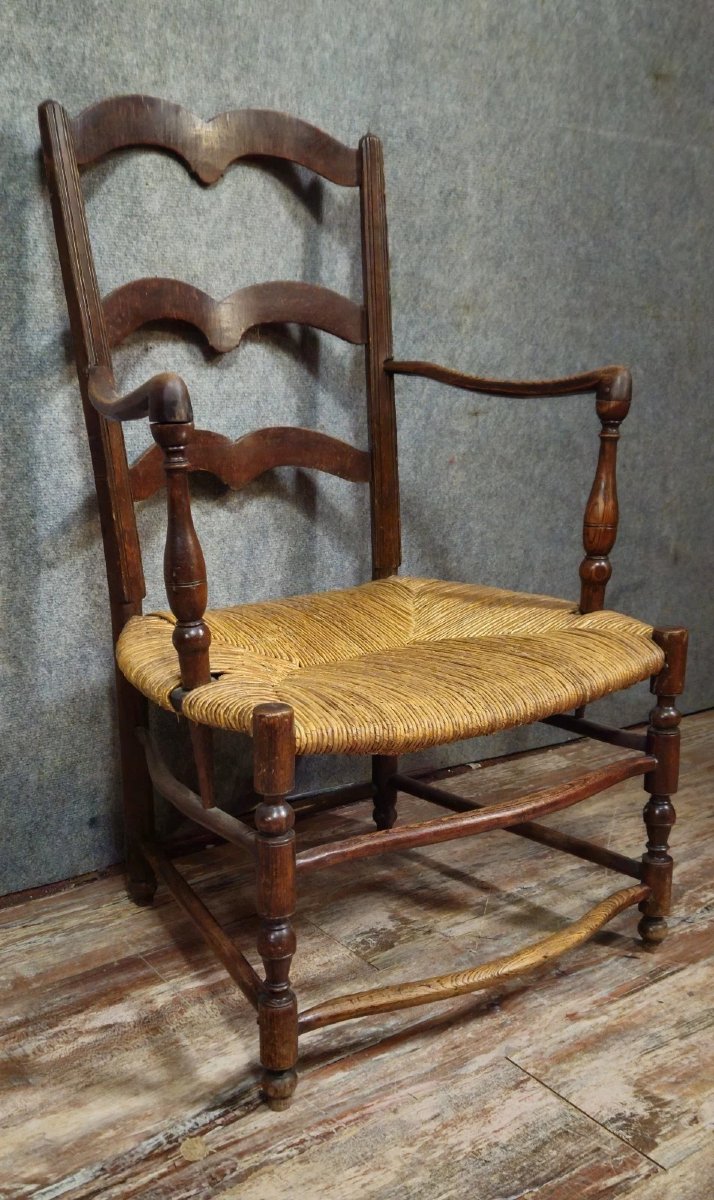 Antique Armchair In Solid Wood With A Woven Straw Seat, In A Rustic/provincial Style.-photo-4