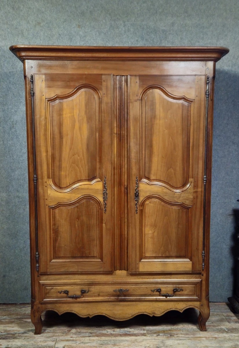 Louis XV Period Wardrobe In Solid Walnut, 18th Century