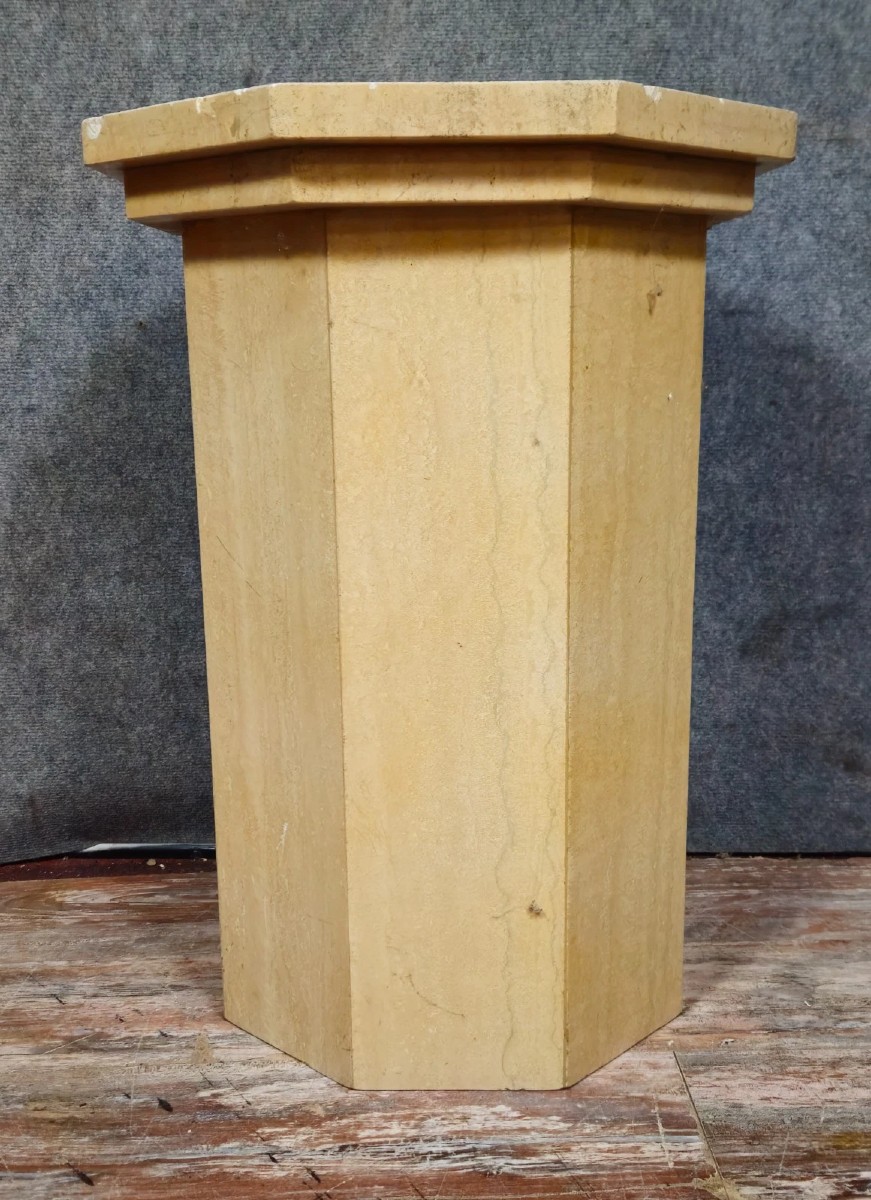 Travertine Pedestal Column, Dating From 1950-1970, Hexagonal In Shape, Ideal For Sculpture 