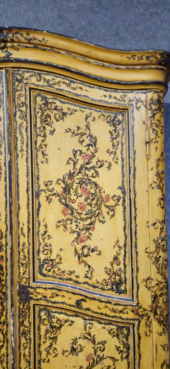 Armoire galbée ancienne peinte à décor floral- époque fin XIXeme – Style vénitien-photo-3