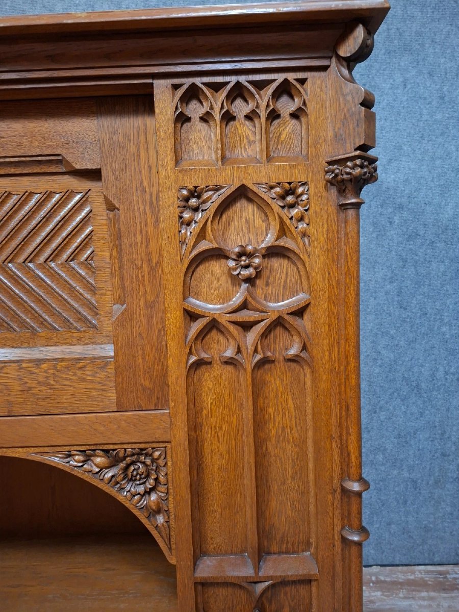 Antique Carved Oak Sideboard – Gothic/neo-gothic/20th Century Style-photo-4