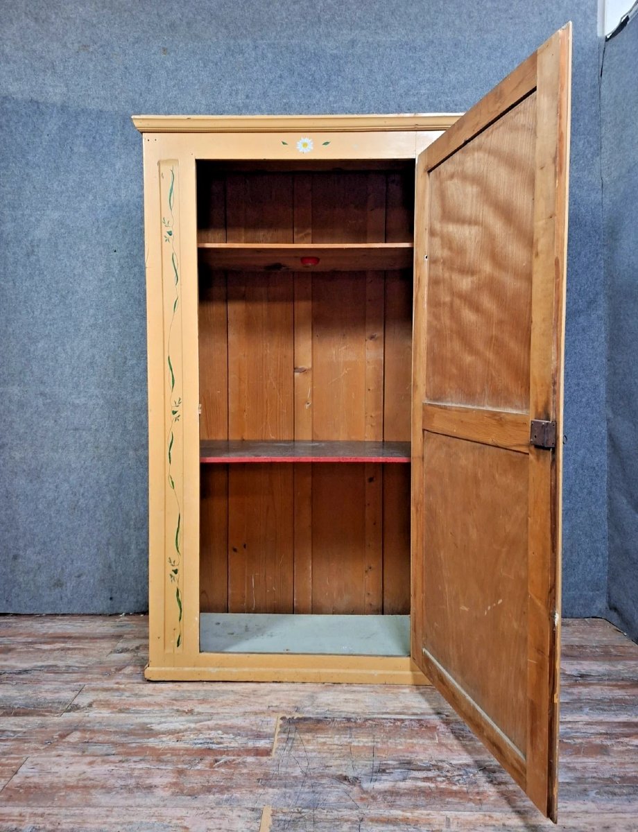 A Traditional Folk-style Cabinet, Made Of Wood And Entirely Painted.-photo-2