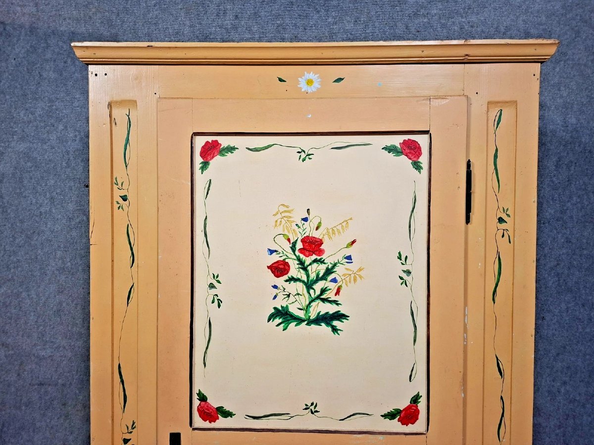 A Traditional Folk-style Cabinet, Made Of Wood And Entirely Painted.-photo-7