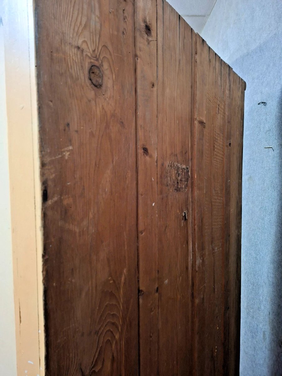 A Traditional Folk-style Cabinet, Made Of Wood And Entirely Painted.-photo-8