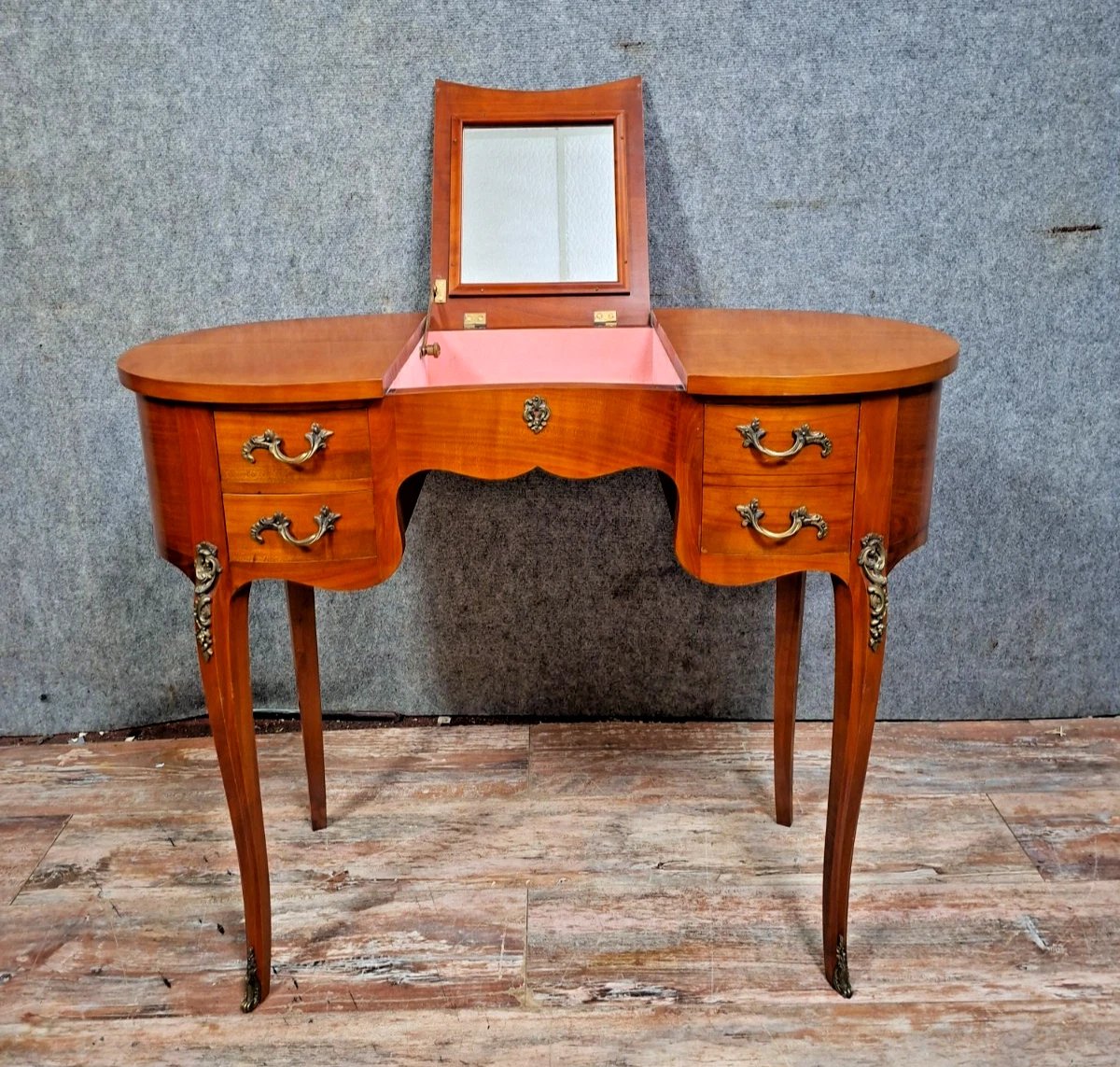 Elegant And Highly Decorative Louis XV Style Bean-shaped Dressing Table / 20th Century-photo-2