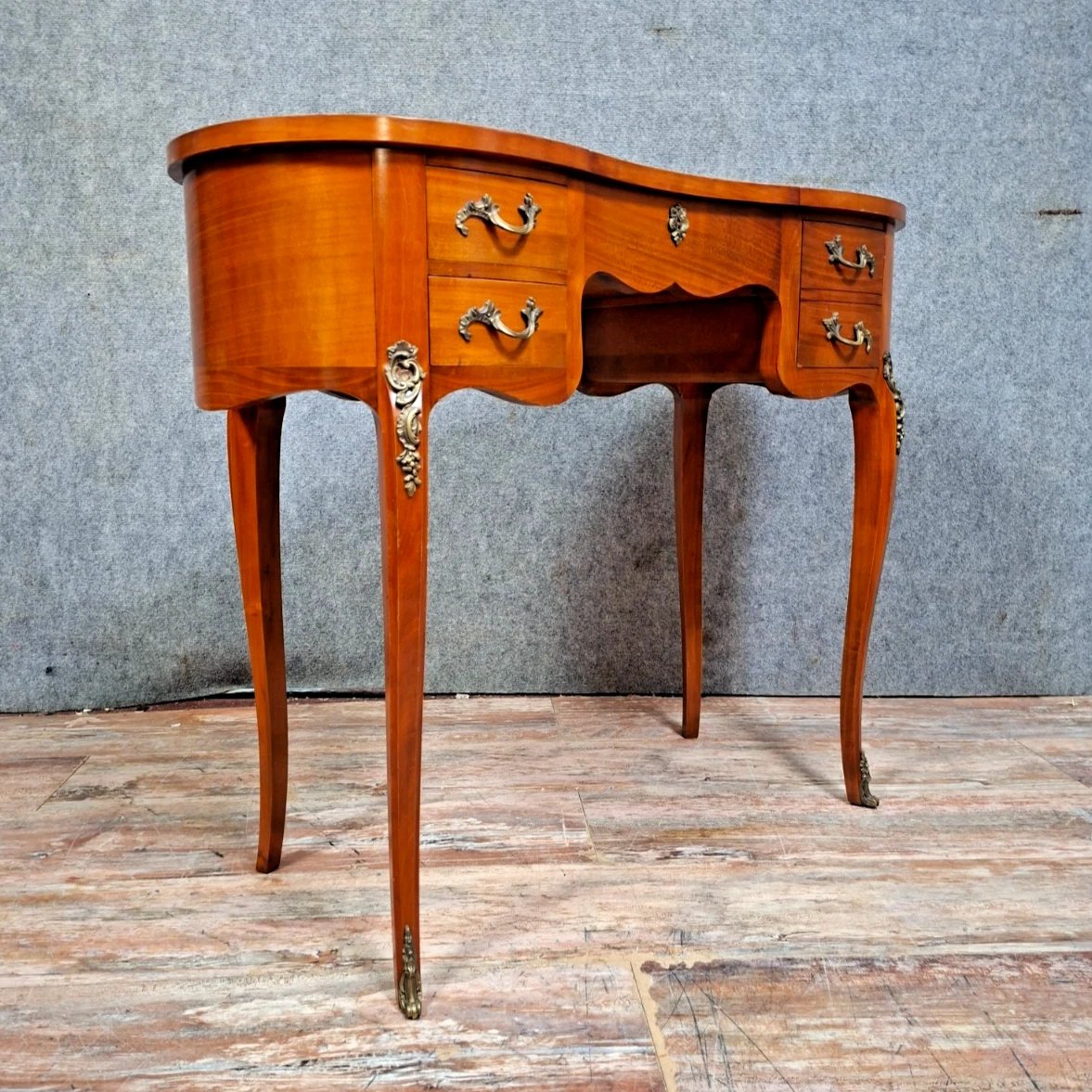 Elegant And Highly Decorative Louis XV Style Bean-shaped Dressing Table / 20th Century-photo-4