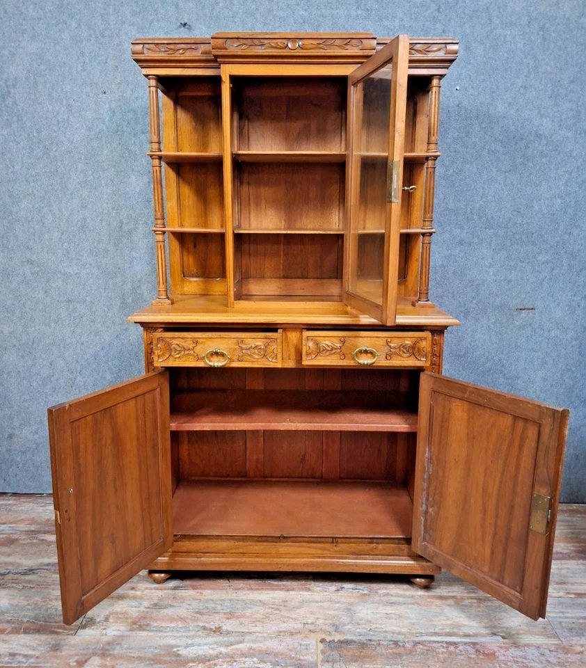 Antique Two-part Walnut Buffet Full Of Charm And Character.-photo-5