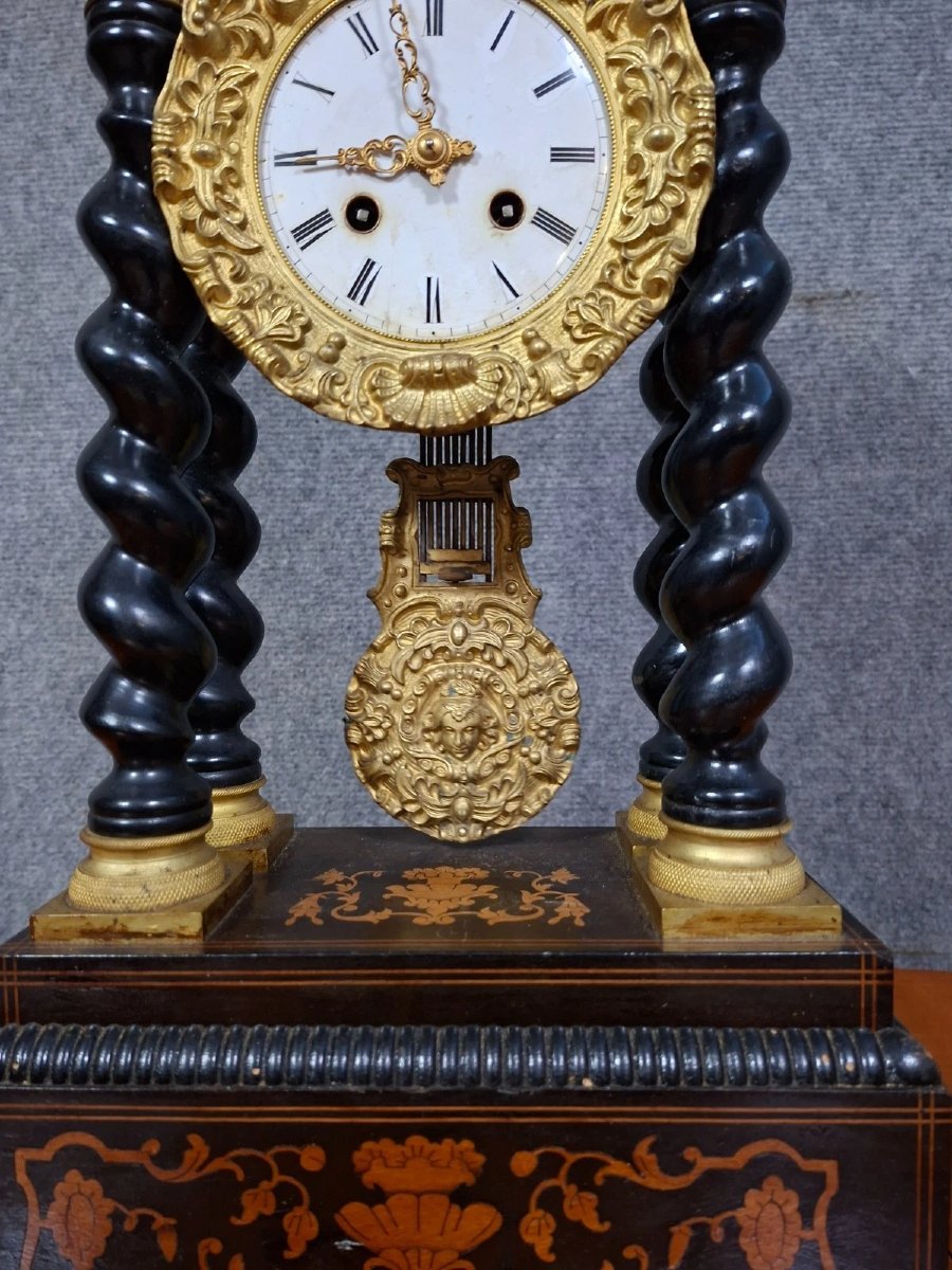 Pendule portique en marqueterie Boulle et bronze doré – Époque Napoléon III–XIXe-photo-4