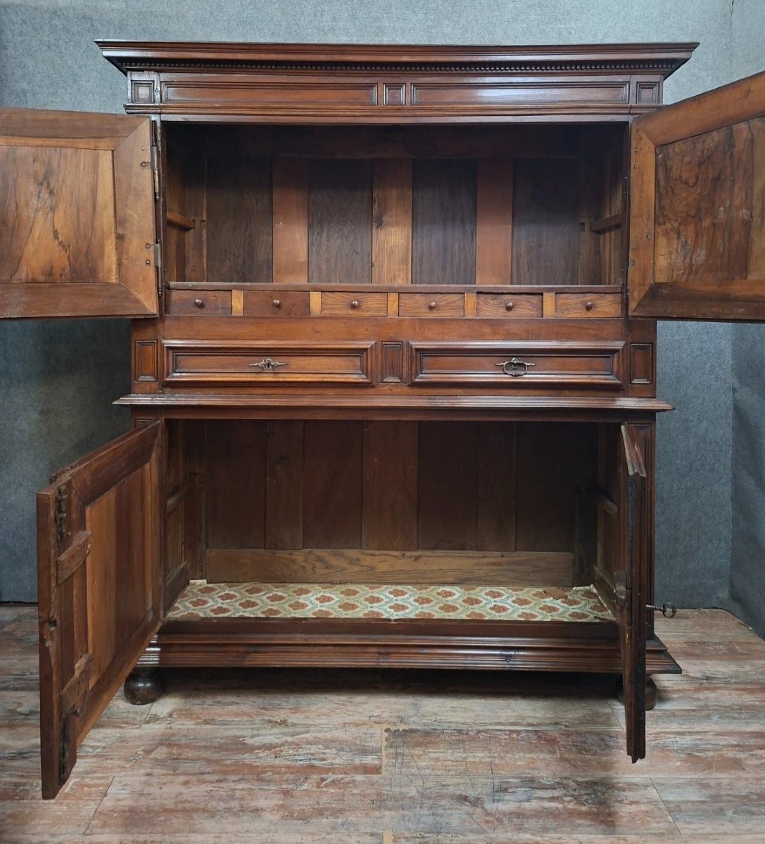 Two-part Walnut Buffet – Louis XIII Period Work – 17th Century-photo-5