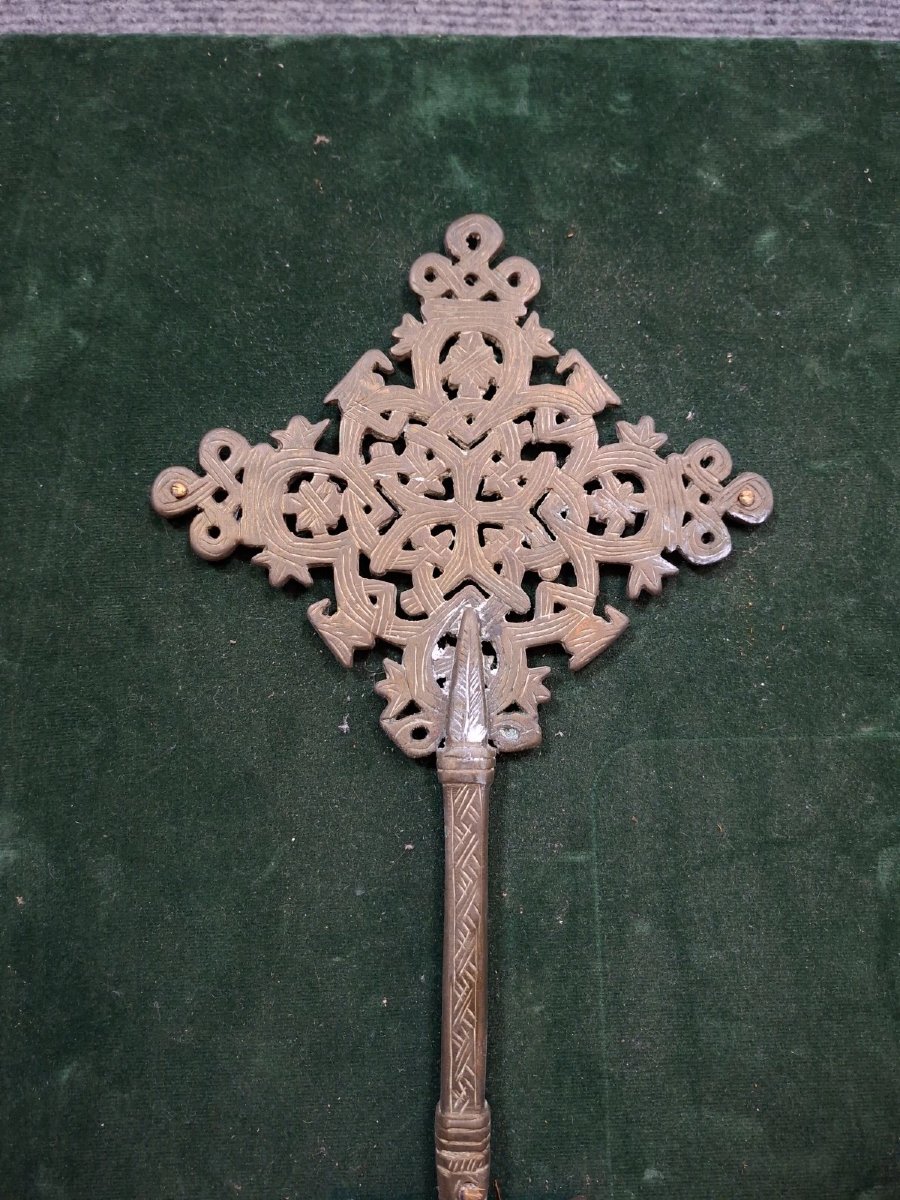 Croix copte de prêtre en métal argenté – Éthiopie, XIXe siècle-photo-3