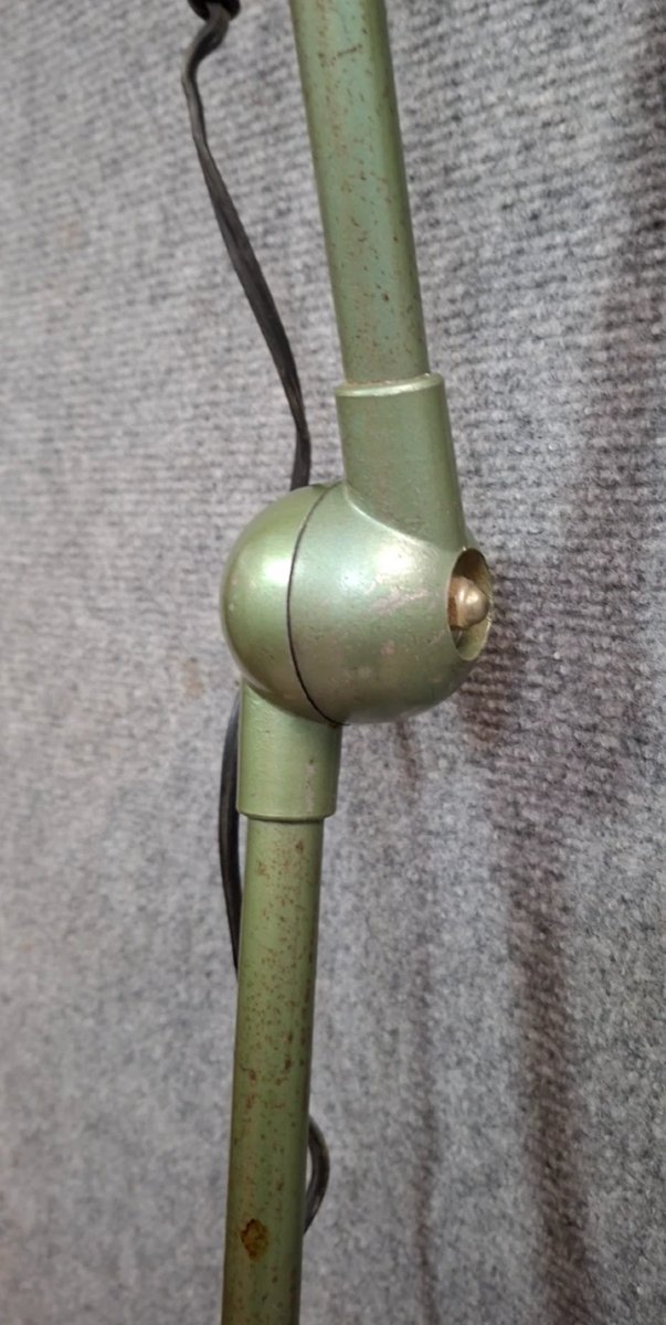 Jieldé Articulated Industrial Lamp, Lyon – Model In Green Lacquered Metal-photo-1