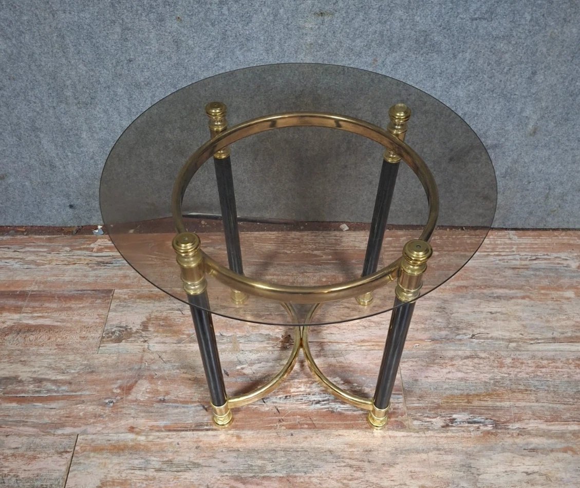 Table basse / table d’appoint en laiton et verre, vers 1970-photo-1