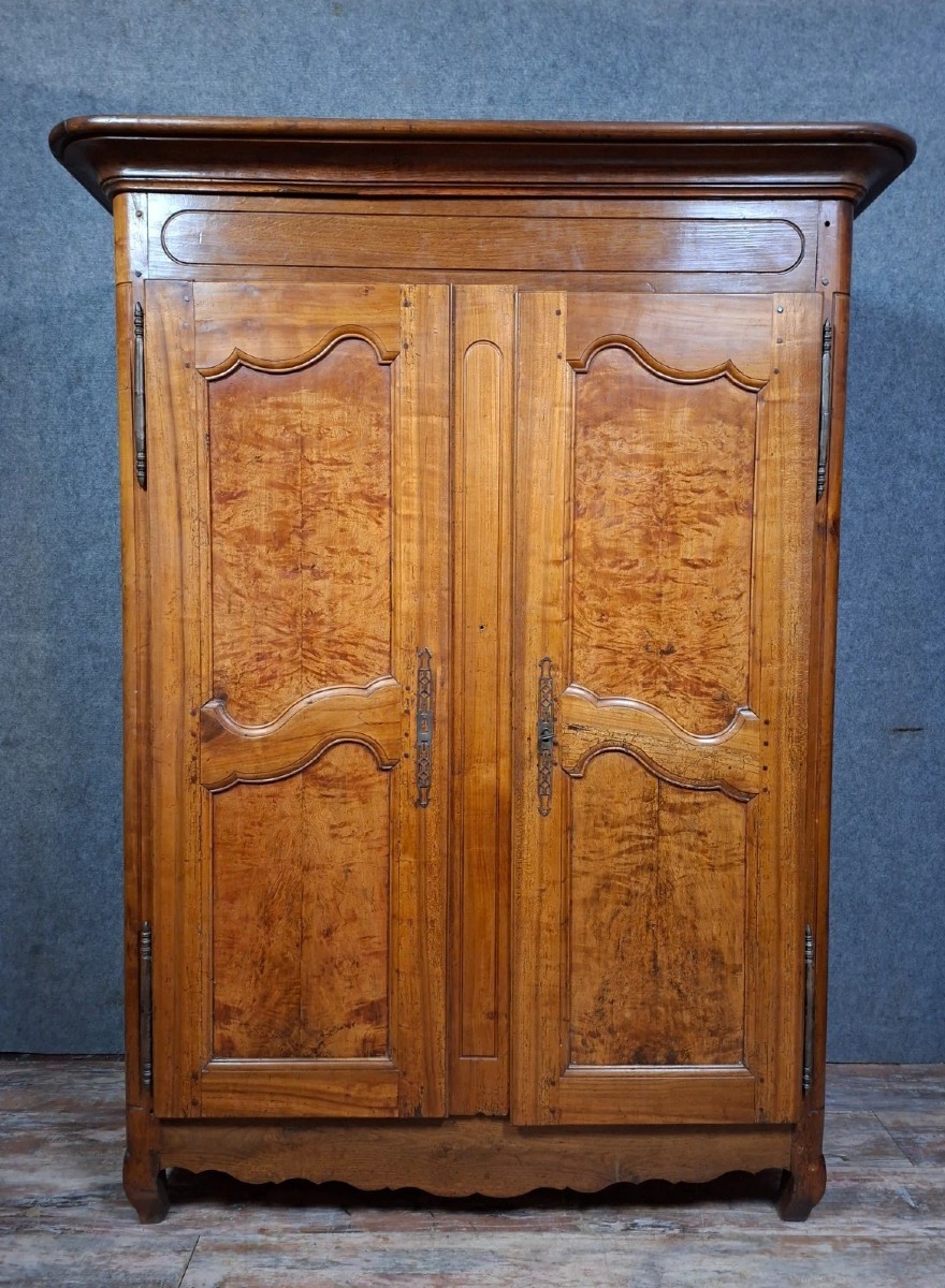 Louis XV Style Wardrobe From The Bresse Region, Made Of Solid Walnut, 18th Century