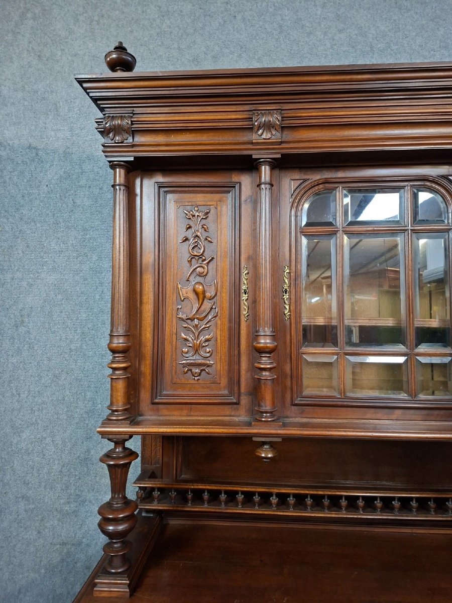 Buffet deux corps richement sculpté – Style Henri II en noyer-photo-3