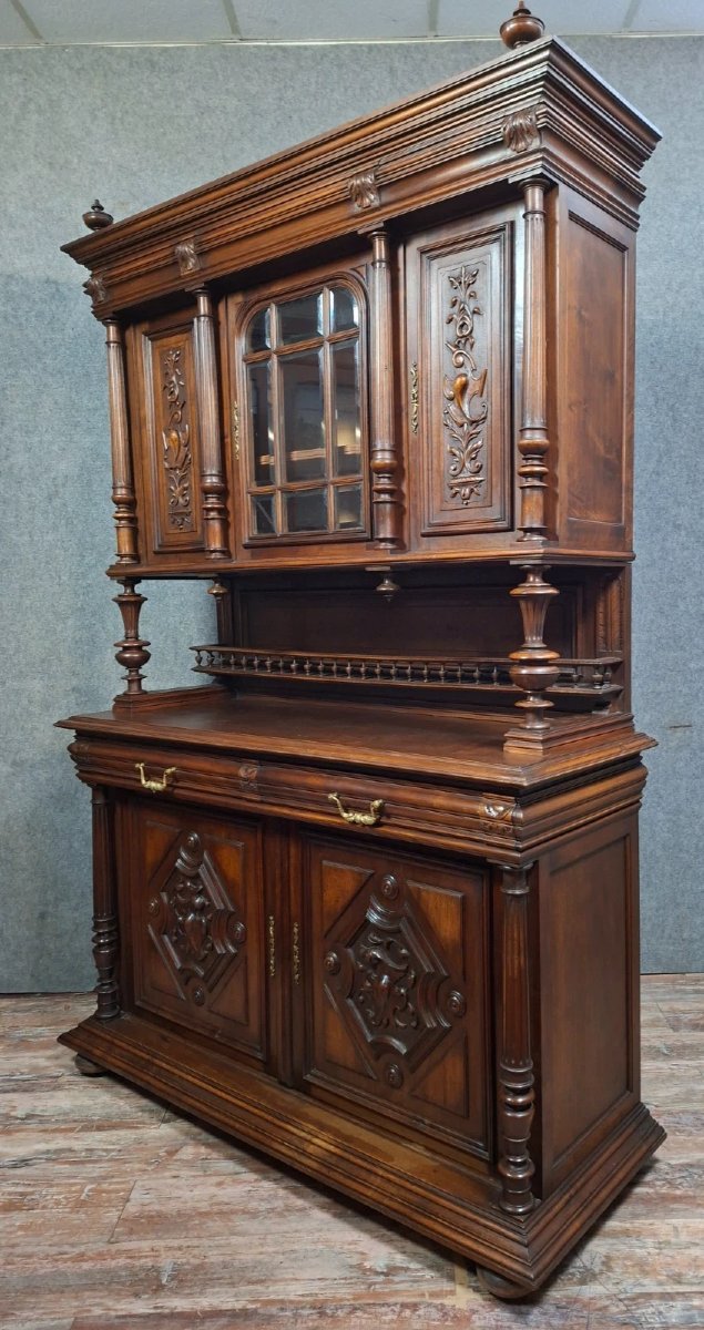 Buffet deux corps richement sculpté – Style Henri II en noyer-photo-5