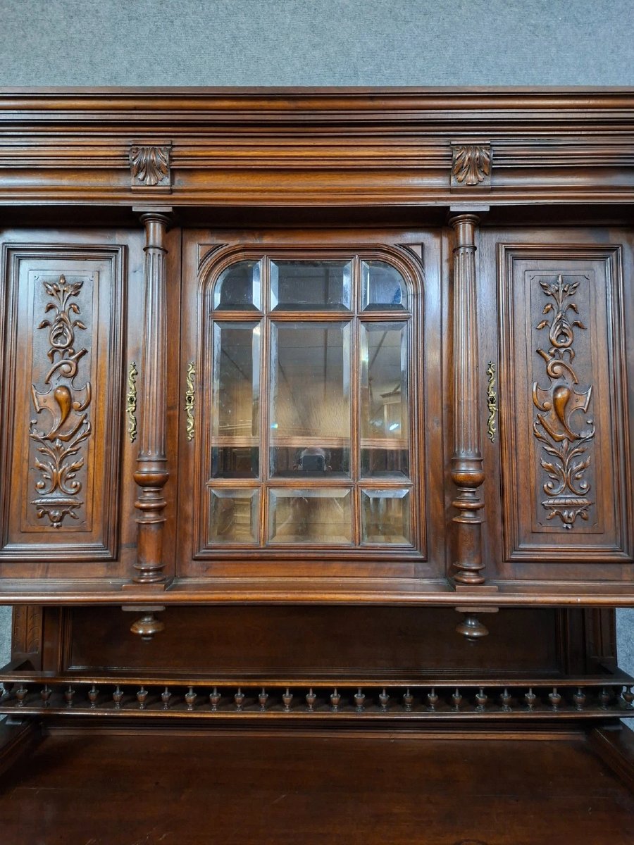 Buffet deux corps richement sculpté – Style Henri II en noyer-photo-6