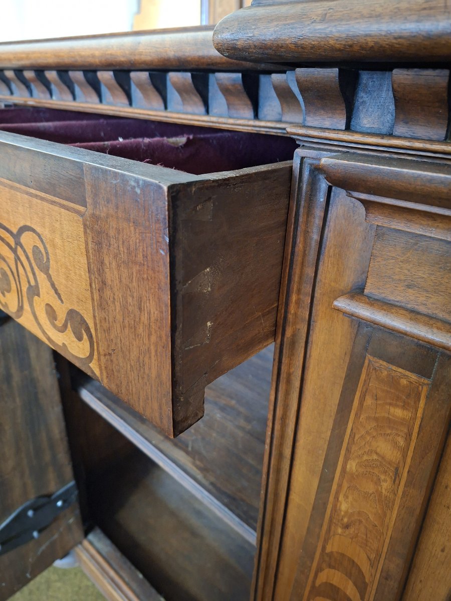 buffet deux-corps en noyer Renaissance / XVIIeme.-photo-1