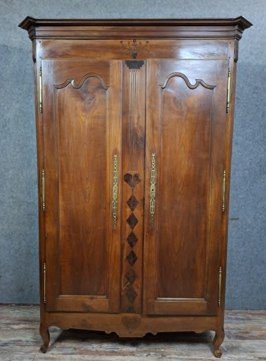 Louis XV Period Cabinet In Solid Walnut.-photo-1