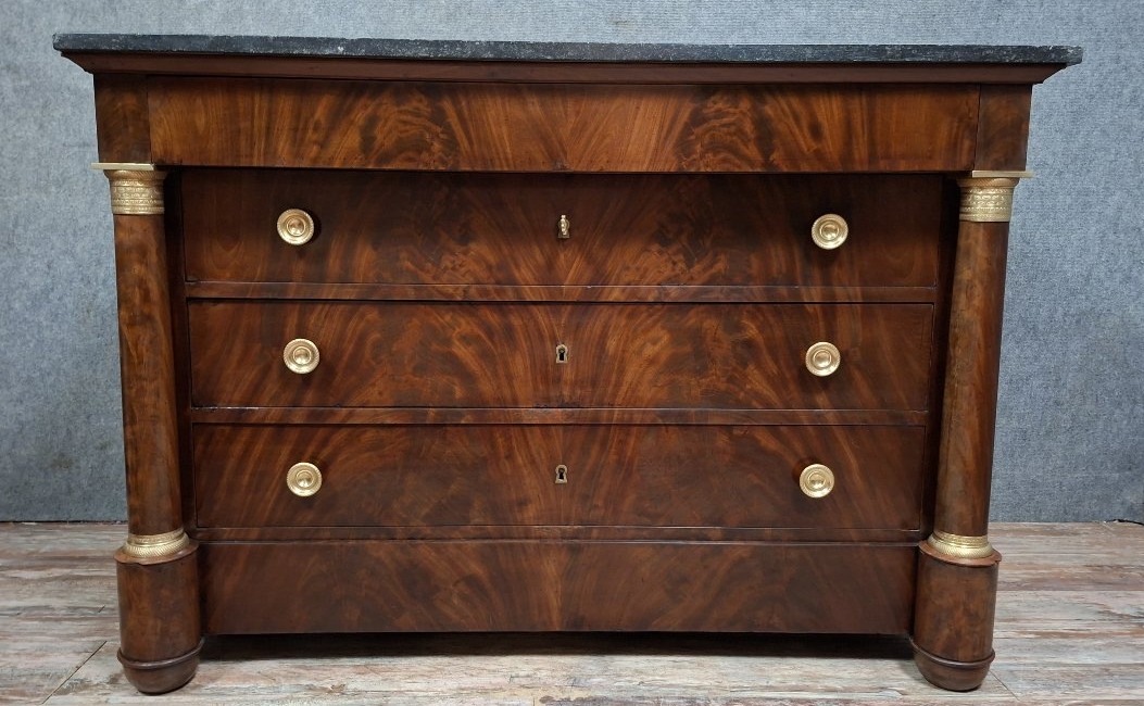 Commode Empire en acajou et placage d’acajou flammé, époque XIXᵉ siècle.-photo-3