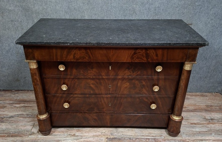 Commode Empire en acajou et placage d’acajou flammé, époque XIXᵉ siècle.-photo-4