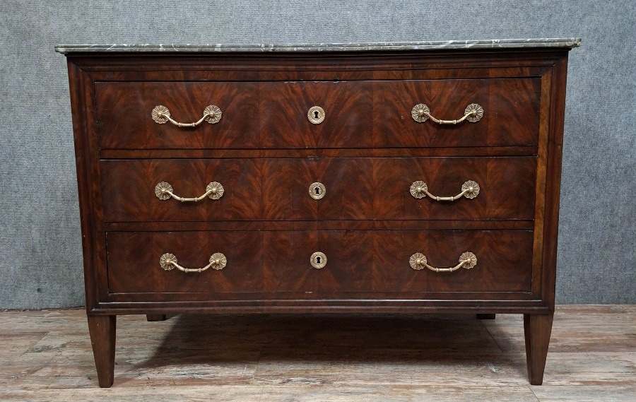 Louis XVI Period Mahogany And Flamed Mahogany Veneer Chest Of Drawers-photo-2