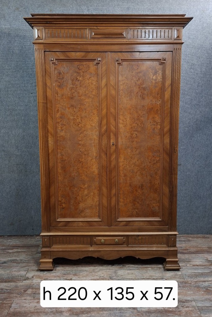 Armoire de mariage en noyer et placage de ronce, travail français fin du XIXeme-photo-3