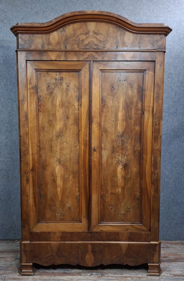 Armoire Louis-Philippe en noyer et placage de noyer, époque XIXᵉ siècle.-photo-3