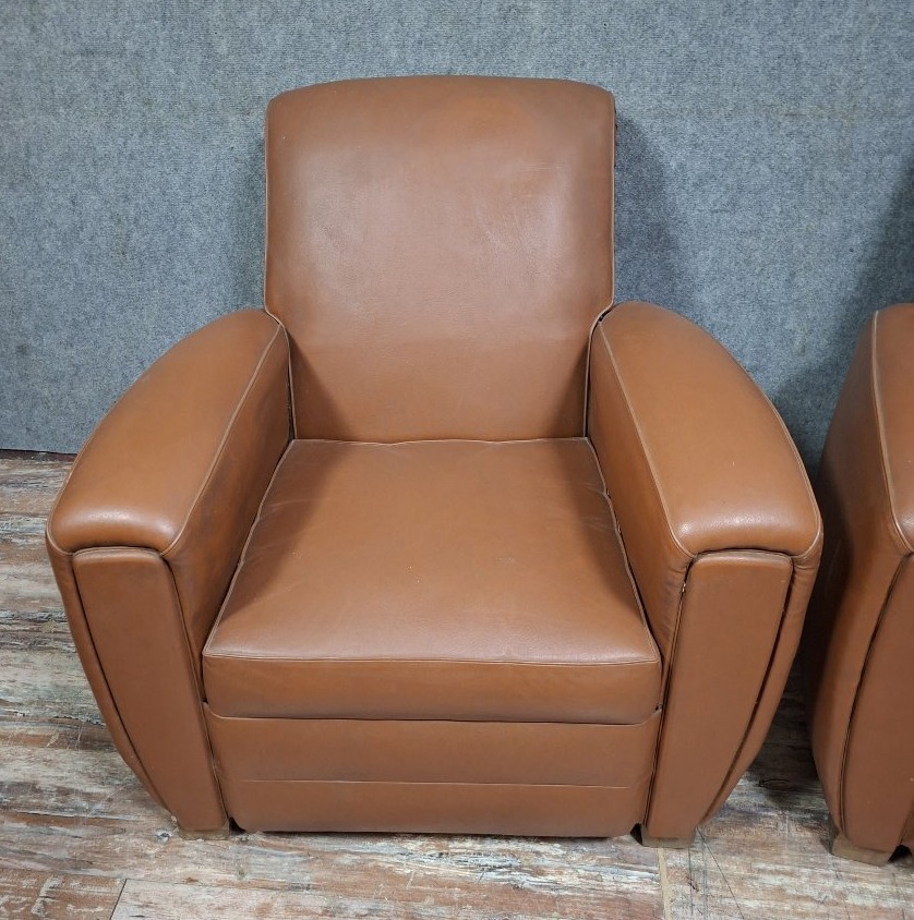 Pair Of Art Deco Club Armchairs In Fawn Leather, French Work Circa 1930-1940.-photo-2