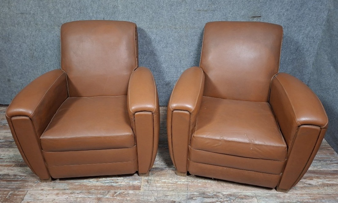 Pair Of Art Deco Club Armchairs In Fawn Leather, French Work Circa 1930-1940.