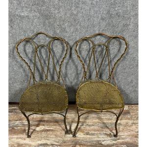 Travail Français d'époque XIXeme : Paire De Chaises De Jardin En Métal Doré Torsadé 