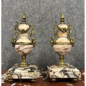 Paire De Cassolettes Couvertes Style Empire En Bronze Et Marbre 