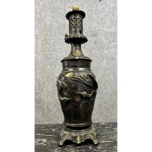 Lampe Chinoise En Bronze Patiné Et Doré à Décor d'Oiseaux époque Napoléon III  