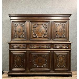 Important Renaissance Style Buffet In Fully Carved Walnut 