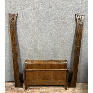 Consulate-directoire Period Center Daybed In Molded And Carved Walnut 