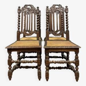 Série de 4 chaises de pavillon de Chasse style Renaissance en chêne sculpté vers 1850