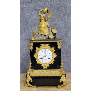 Pendule borne époque Napoléon III en marbre et bronze vers 1850