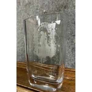 D'après Nils Landberg : vase en cristal gravé 