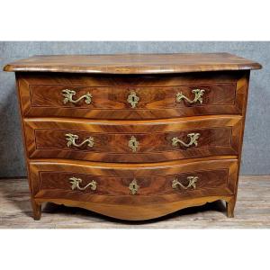 Curved Louis XV Period Chest Of Drawers In Precious Wood Marquetry Circa 1750