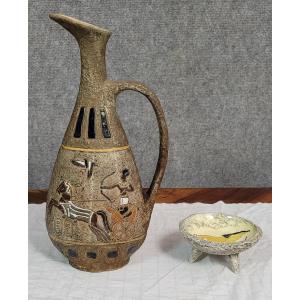  Poterie d'Atelier Garnier France : grand pichet decors Lascaux vers 1950  + coupelle A. Quiron