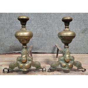 Paire de Chenets aux Marmousets en Bronze doré époque XVIII eme  