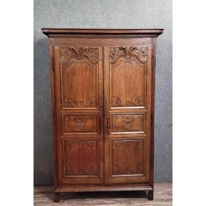 Louis XIV Period Wardrobe In Solid Oak, Decorated With Superb Floral Carvings And Scrolls 