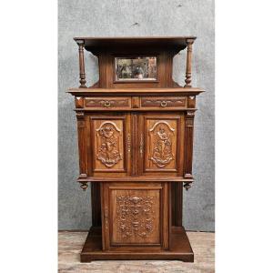 Cabinet ancien sculpté en noyer avec panneaux en terre cuite – Style Renaissance – XIXe siècle 