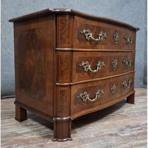 Commode alsacienne galbée en marqueterie – XVIIIe siècle