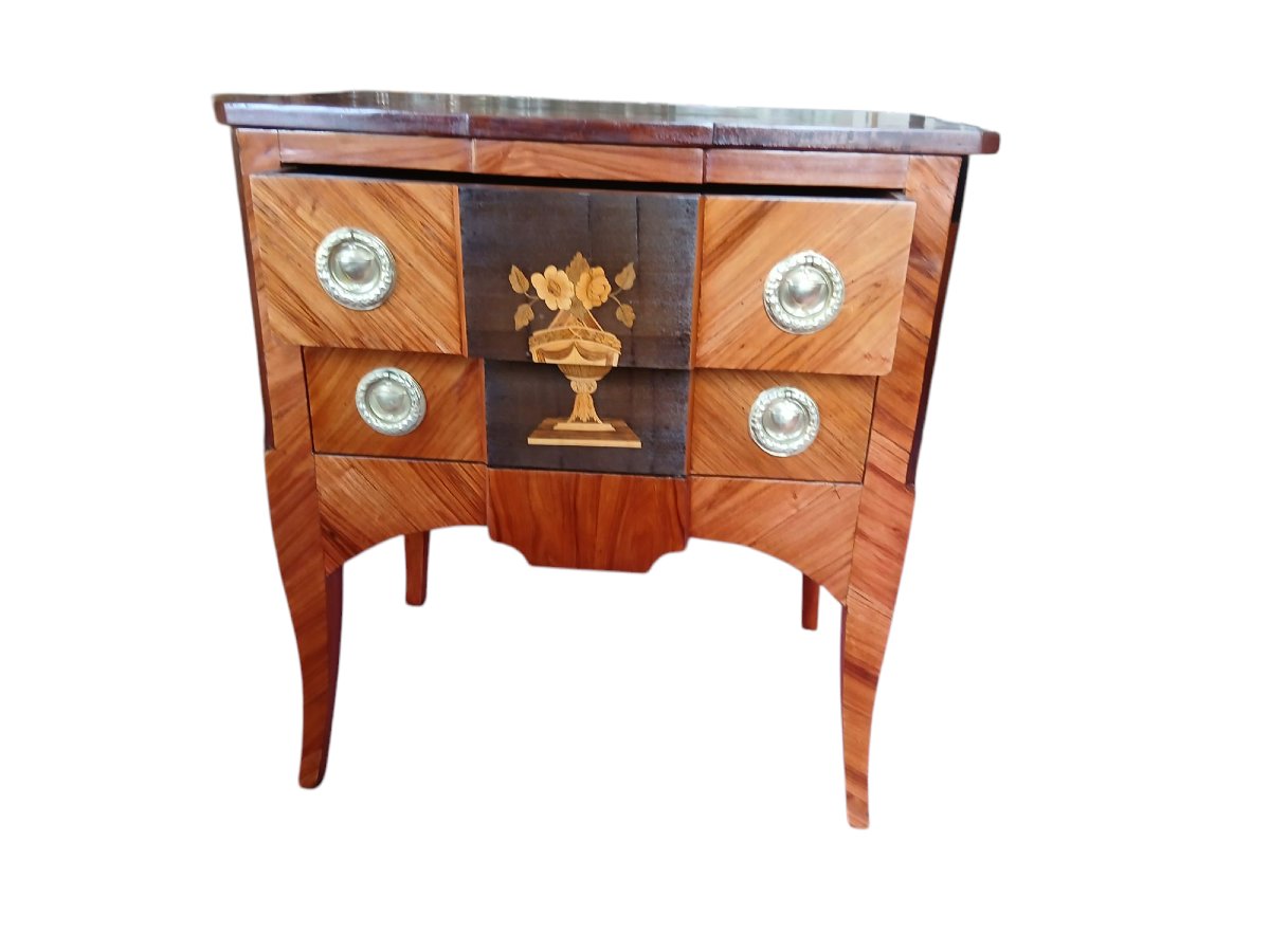 Commode à Ressaut d'Époque transition Louis XV-XVI , 18ème -photo-1