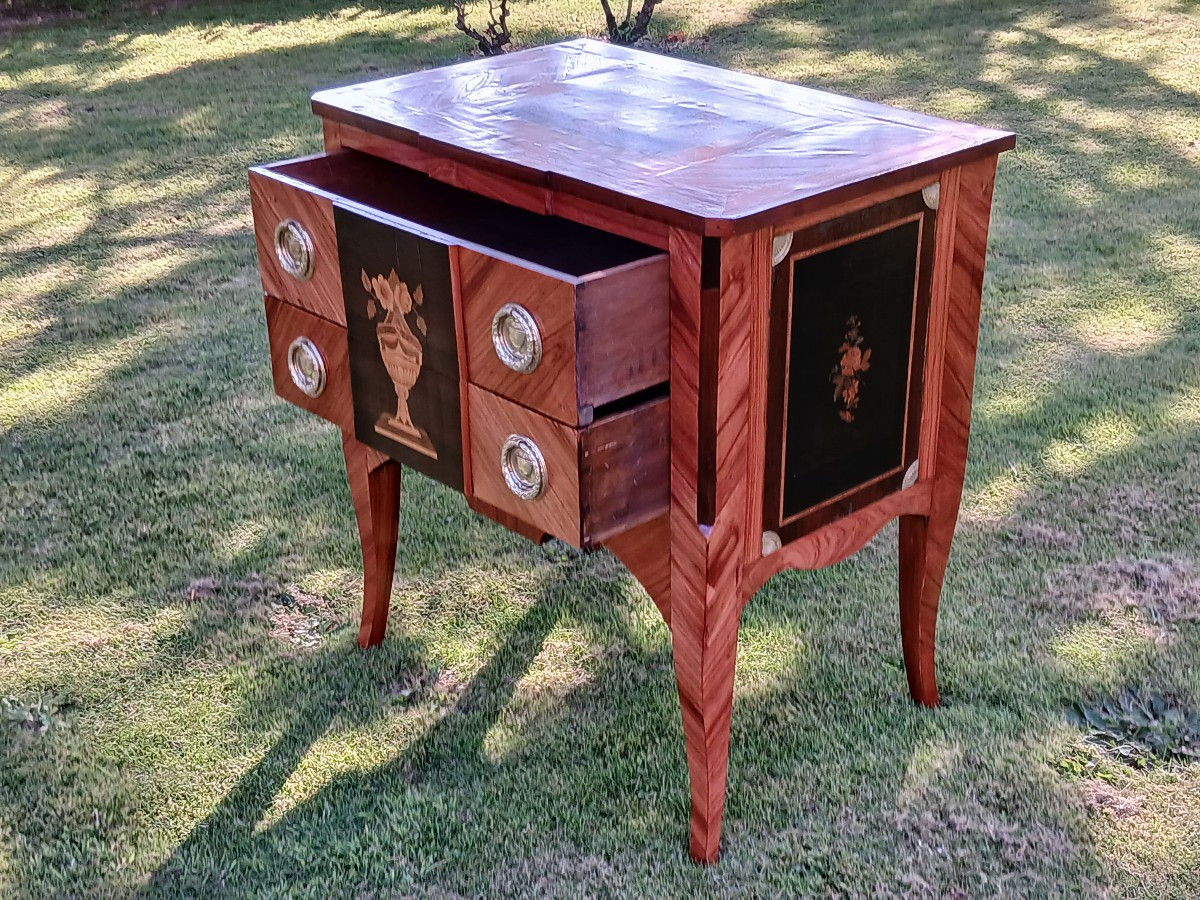 Commode d'Époque transition Louis XV-XVI, travail régional -photo-4
