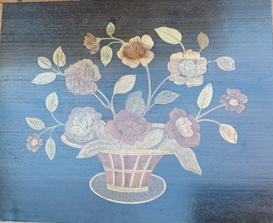 Commode d'Époque transition Louis XV-XVI, travail régional -photo-1