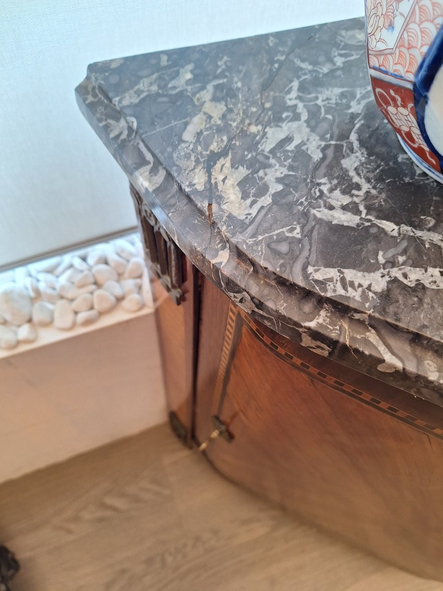 Paire d'encoignures marquetées de style Louis XVI vers 1830-photo-6