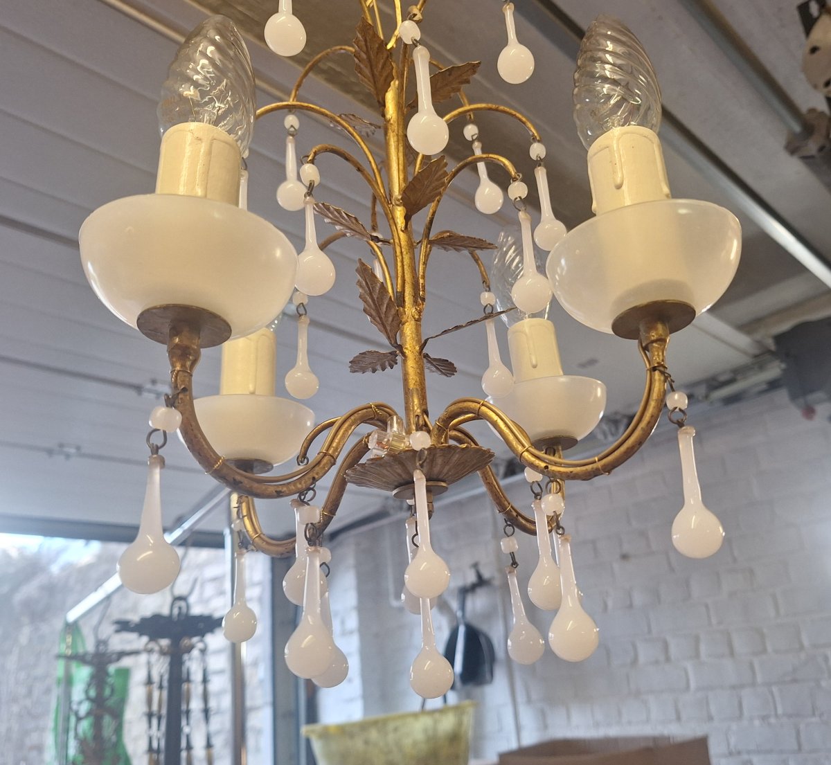 Small Italian Lamp In The Romantic Baroque Style, Circa 1970, With White Opaline Pendants -photo-3