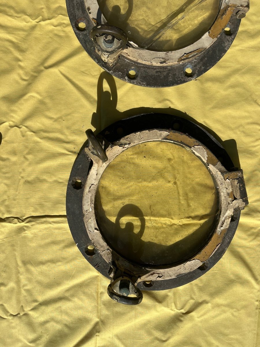 4 Bronze Portholes-photo-2