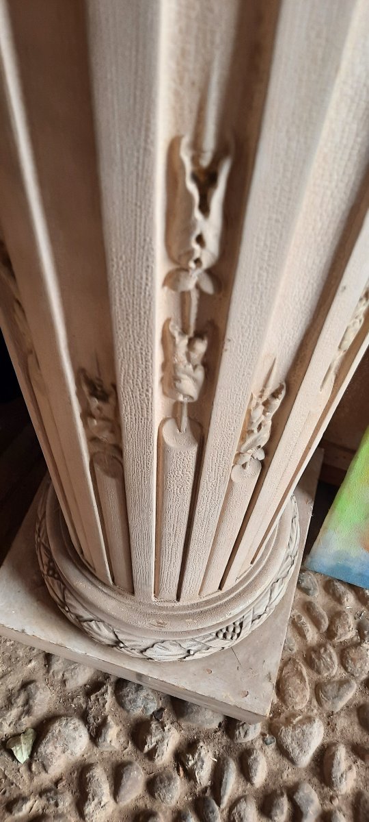Wooden Column-photo-2